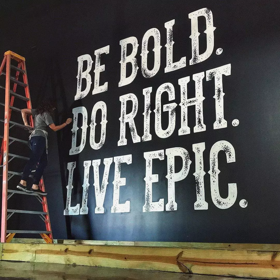 HOW TO CREATE HAND LETTERING MURALS - Lettering Daily