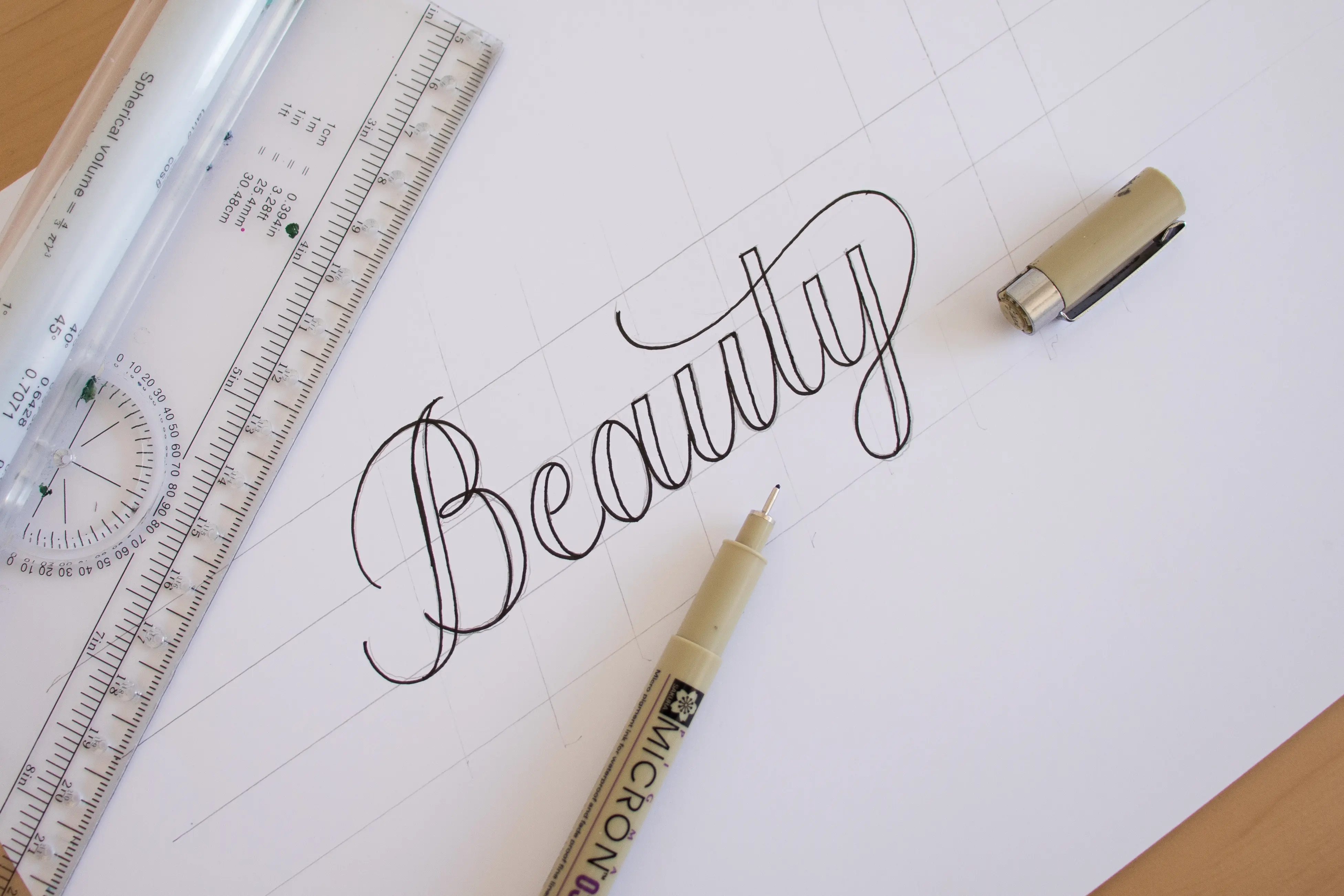 Faux Calligraphy for beginners tutorial - Lettering Daily