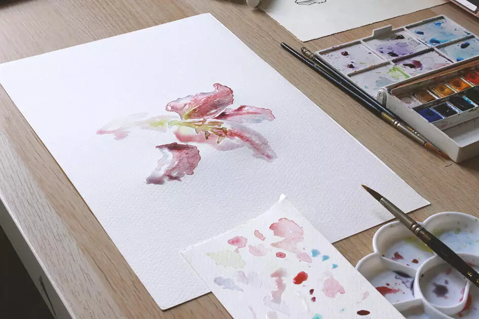 How to create watercolor flowers - Lettering Daily