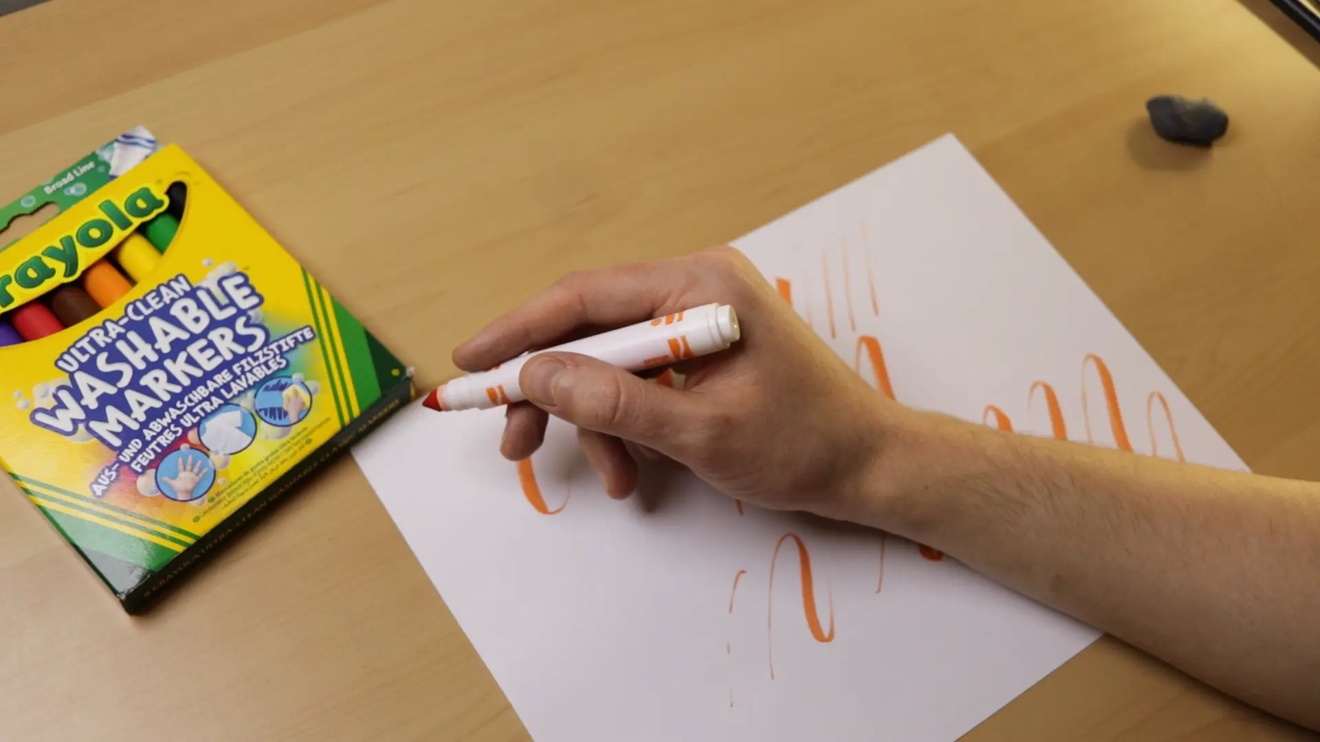 How To Do Calligraphy With Crayola Markers - Lettering Daily